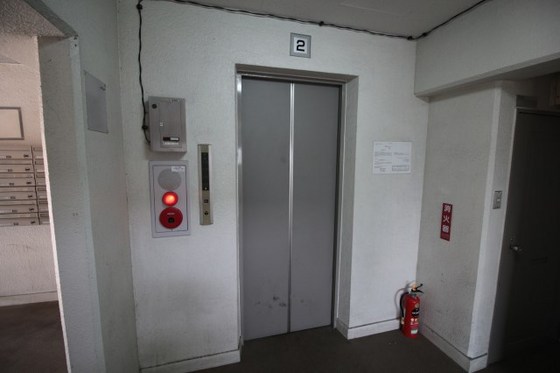 ビッグバーンズマンション清輝橋