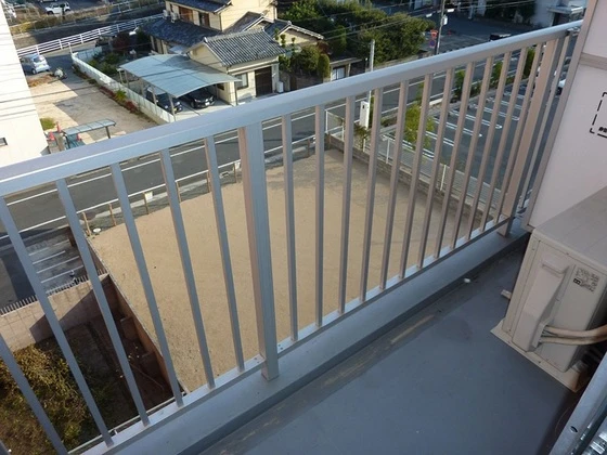 ビッグバーンズマンション清輝橋