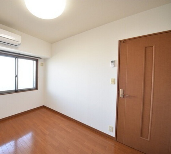 サントノーレ西市