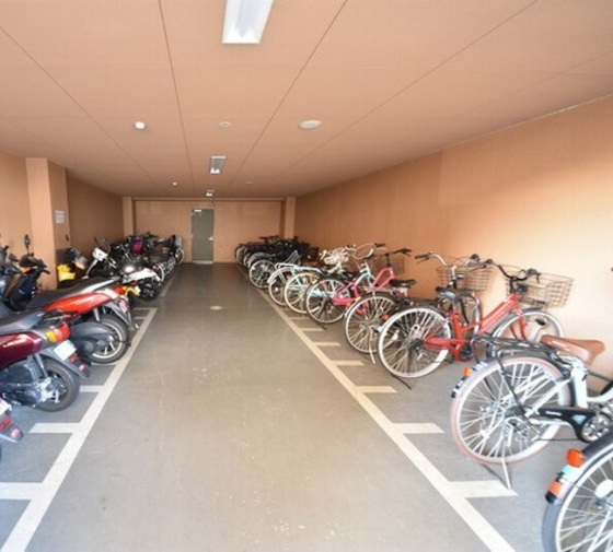 サントノーレ西市