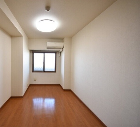 サントノーレ西市