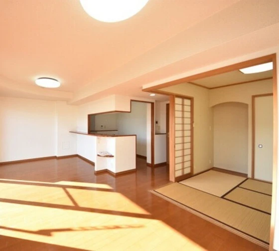 サントノーレ西市