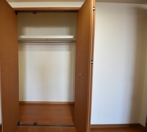 サントノーレ西市