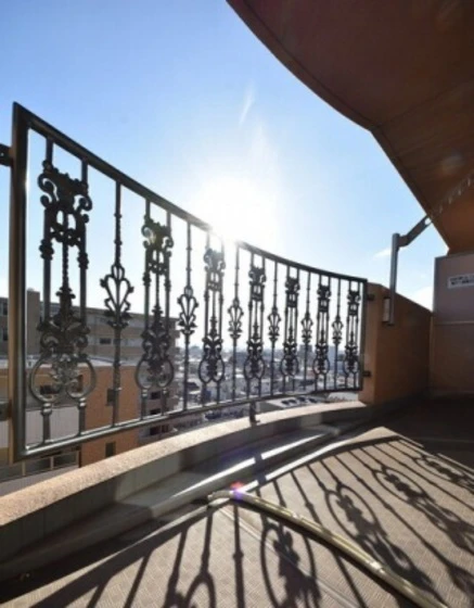 サントノーレ西市