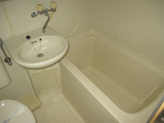 朝日プラザリバーサイド県庁前