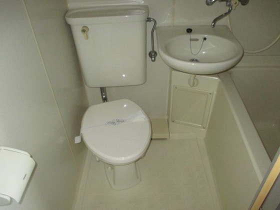 朝日プラザリバーサイド県庁前