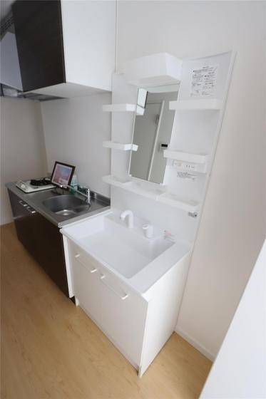 フルーリー中撫川A棟