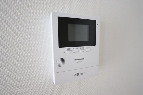 フルーリー中撫川A棟