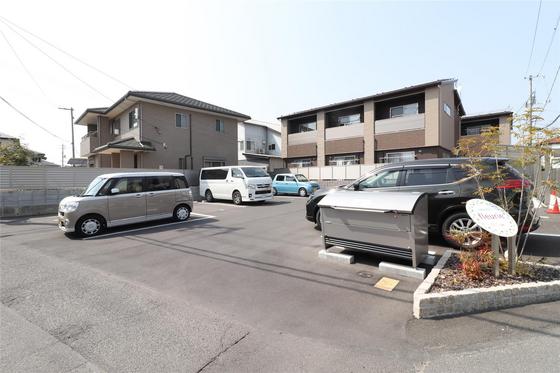 フルーリー中撫川A棟