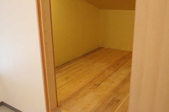 伊島町2丁目メゾネット