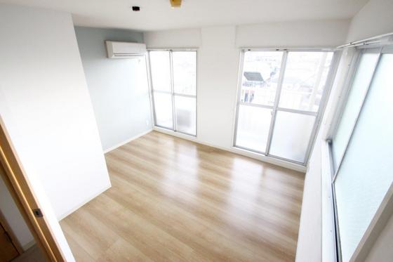 メルポート出汐