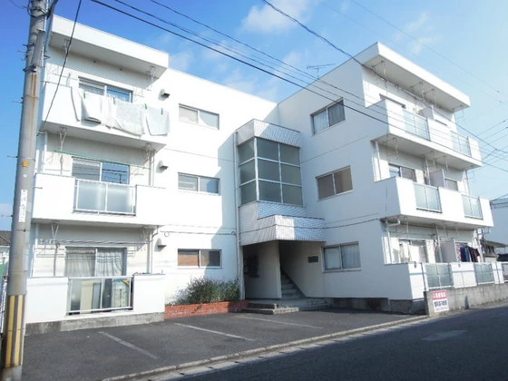 メゾンウインズ