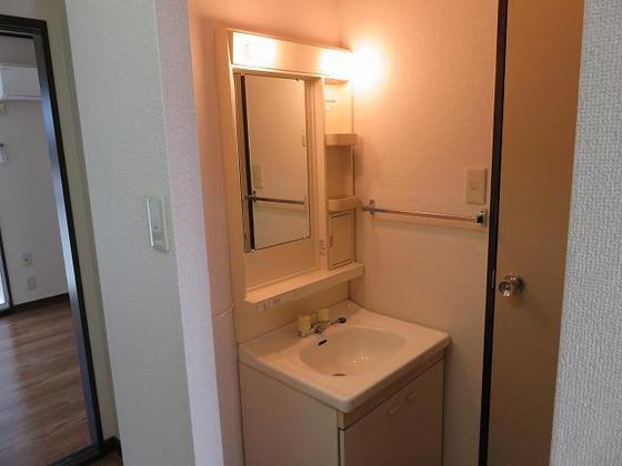 ハウスイソシマ