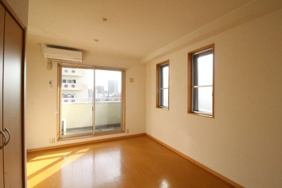 ソレアート伊福