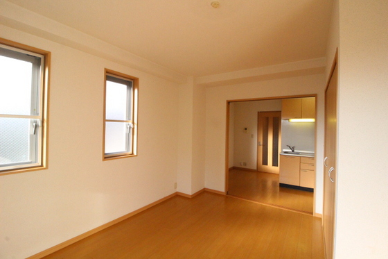 ソレアート伊福