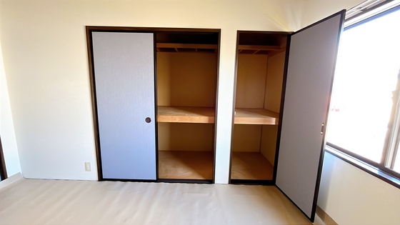 アーモアウメント B棟