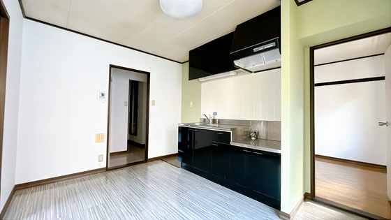 アーモアウメント B棟