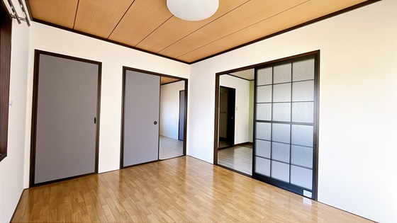 アーモアウメント B棟