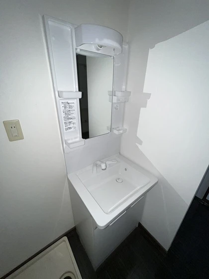 アーモアウメント B棟