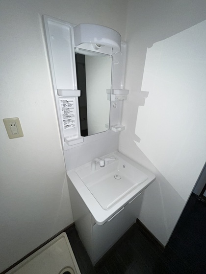 アーモアウメント B棟