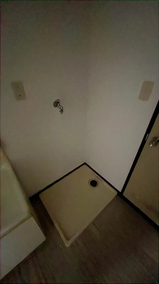 アーモアウメント B棟