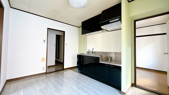 アーモアウメント B棟