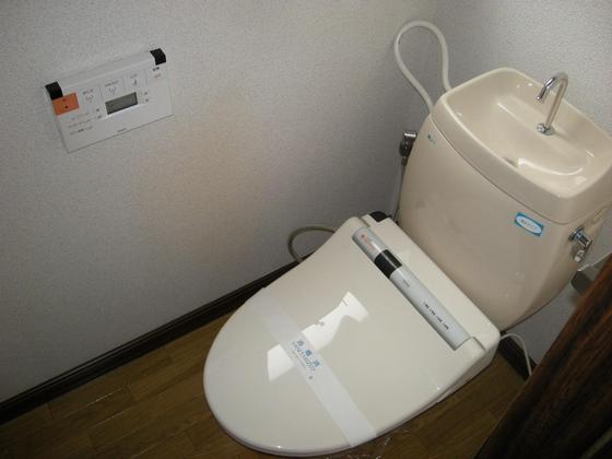 アーモアウメント B棟