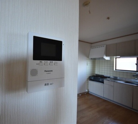 メゾニティーブラッサム A