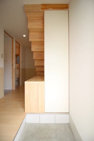 UNICUBE高柳西町 A