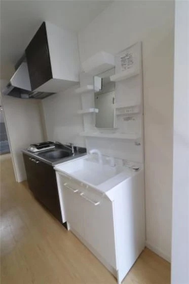 フルーリー中撫川B棟