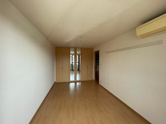 サンフィールド