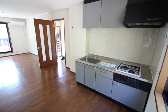 メゾンラフォーレ