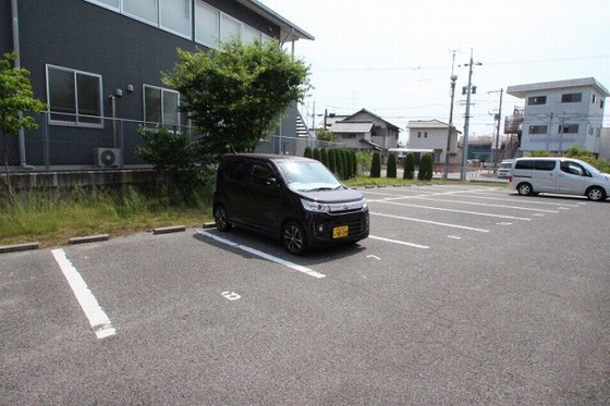 メゾニティーブラッサム B