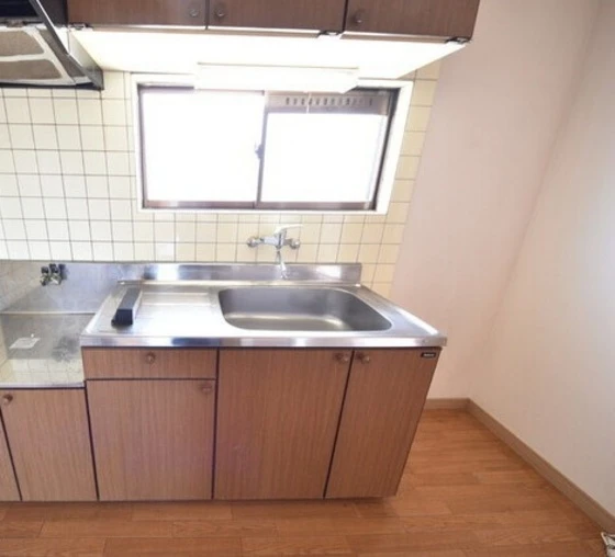 メゾニティーブラッサム C