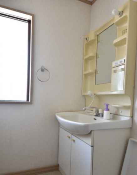 メゾニティーブラッサム C