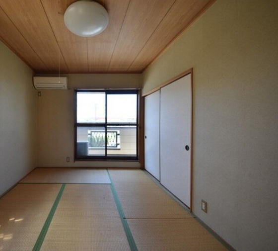 メゾニティーブラッサム C