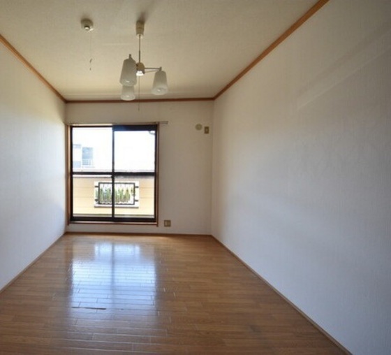 メゾニティーブラッサム C