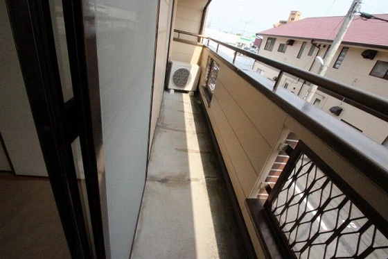 メゾニティーブラッサム D