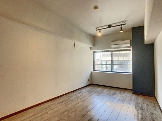 スプランドゥール中山下