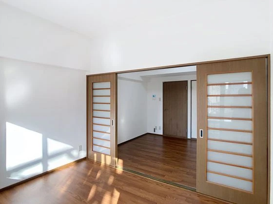 スプランドゥール中山下