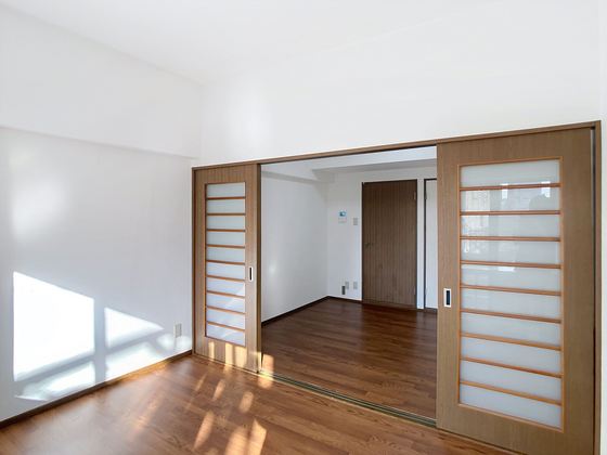 スプランドゥール中山下