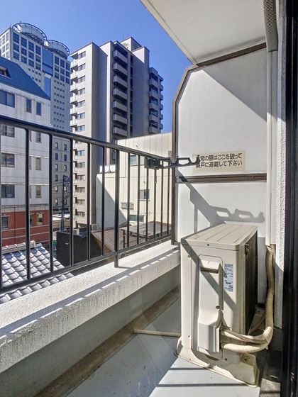 スプランドゥール中山下