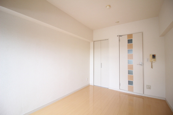 スプランドゥール中山下