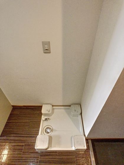 スプランドゥール中山下