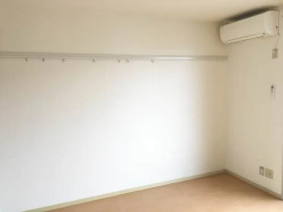 クレール・ユウ