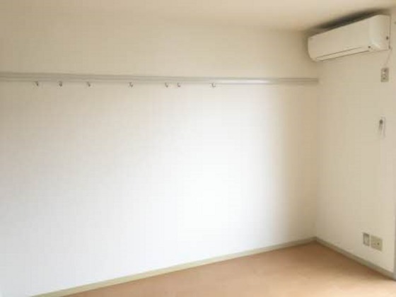 クレール・ユウ