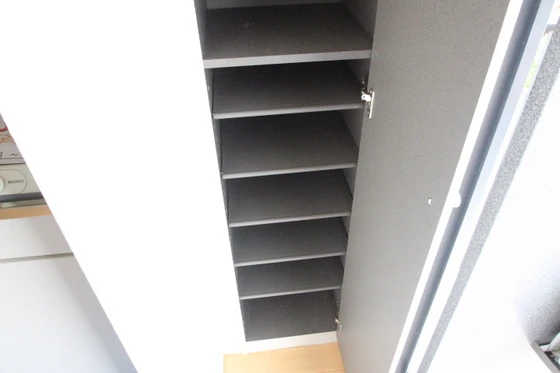 クレール・ユウ