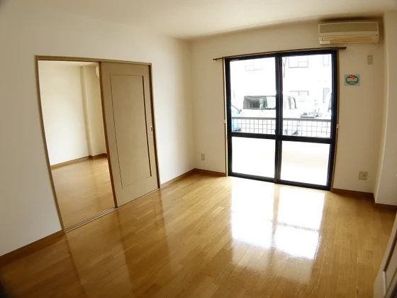 グランデュール高柳 B棟