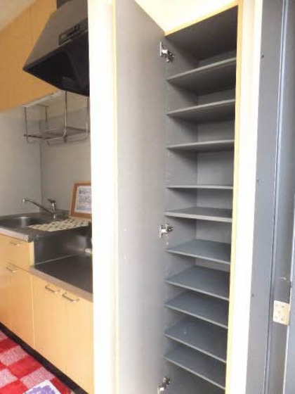 ポジーフラッツ A棟