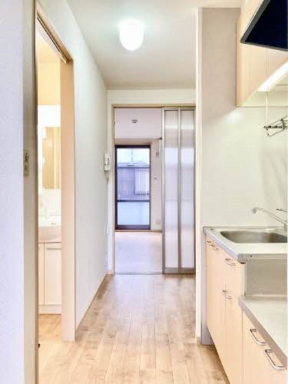 ポジーフラッツ A棟